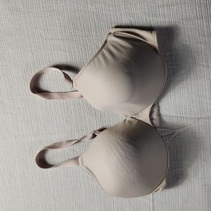 Hanes bra 40D